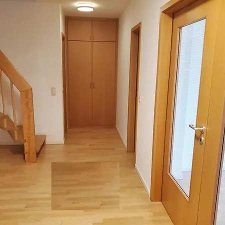 Διαμέρισμα 2-raum-wohnung In Tier Innenstadt *